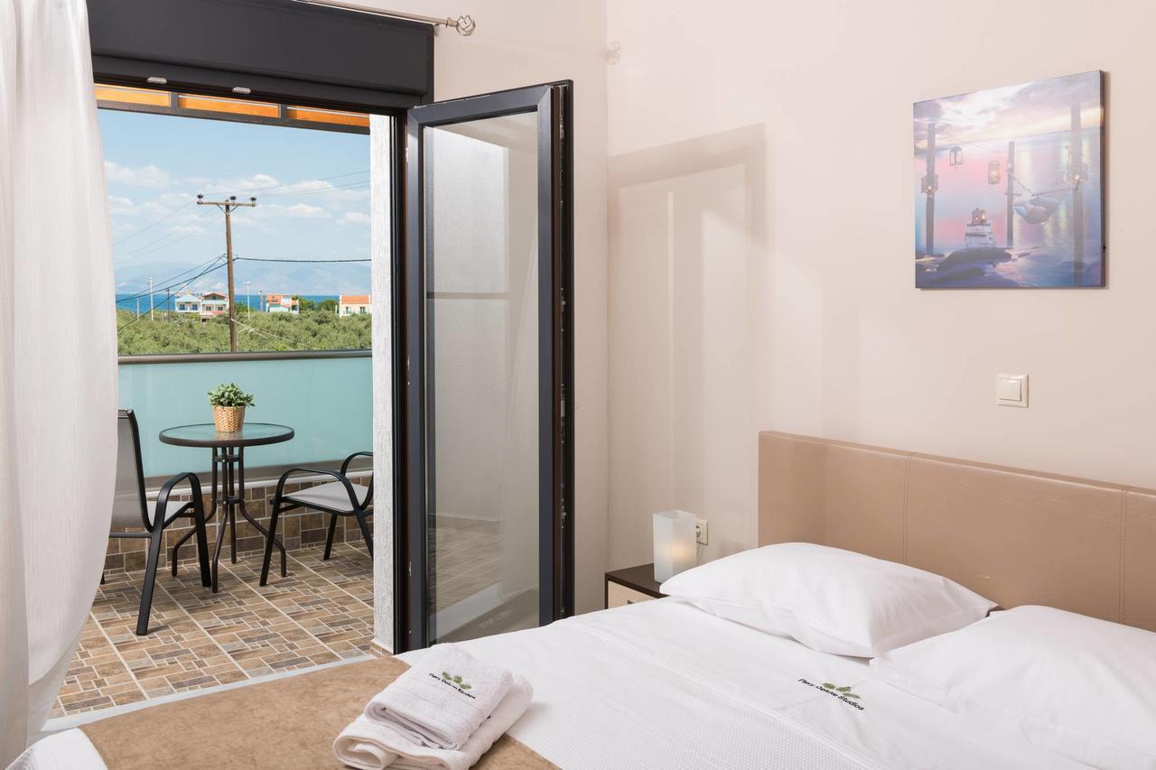 Ftery Hotel Skala Rachoni  Buitenkant foto